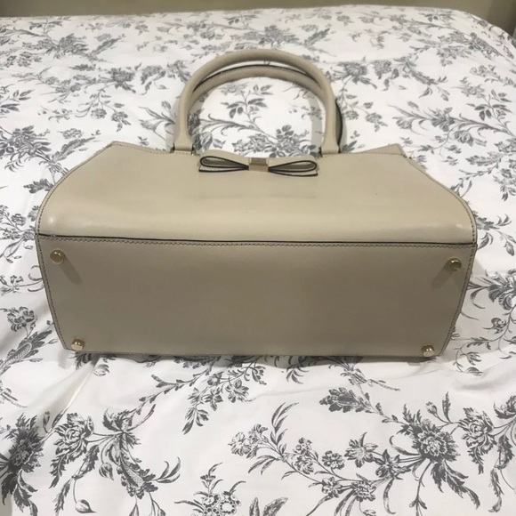 Kate Spade Handbag!! - Picture 2 of 3